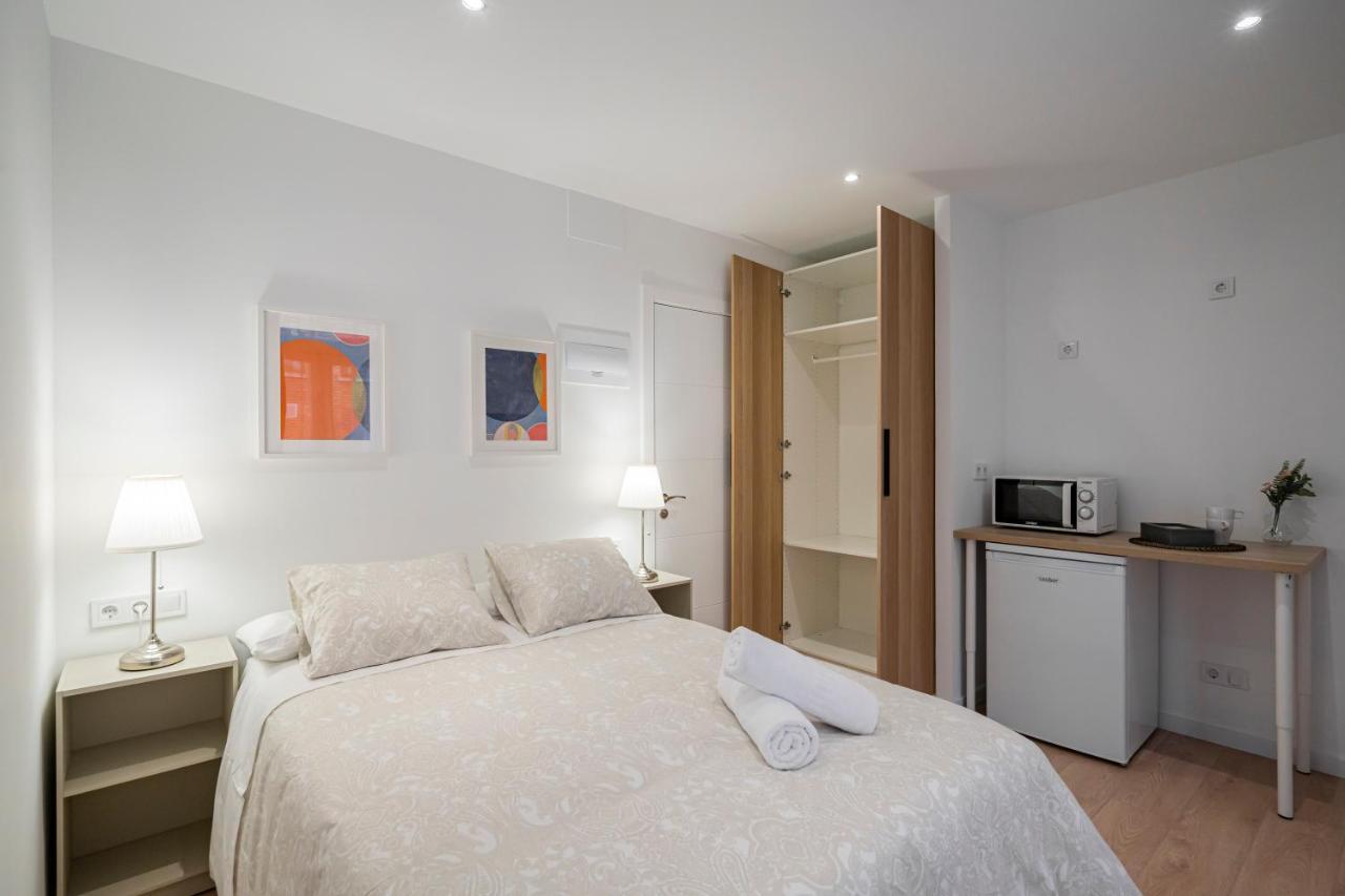 Room Plaza Espana Madrid Exterior photo