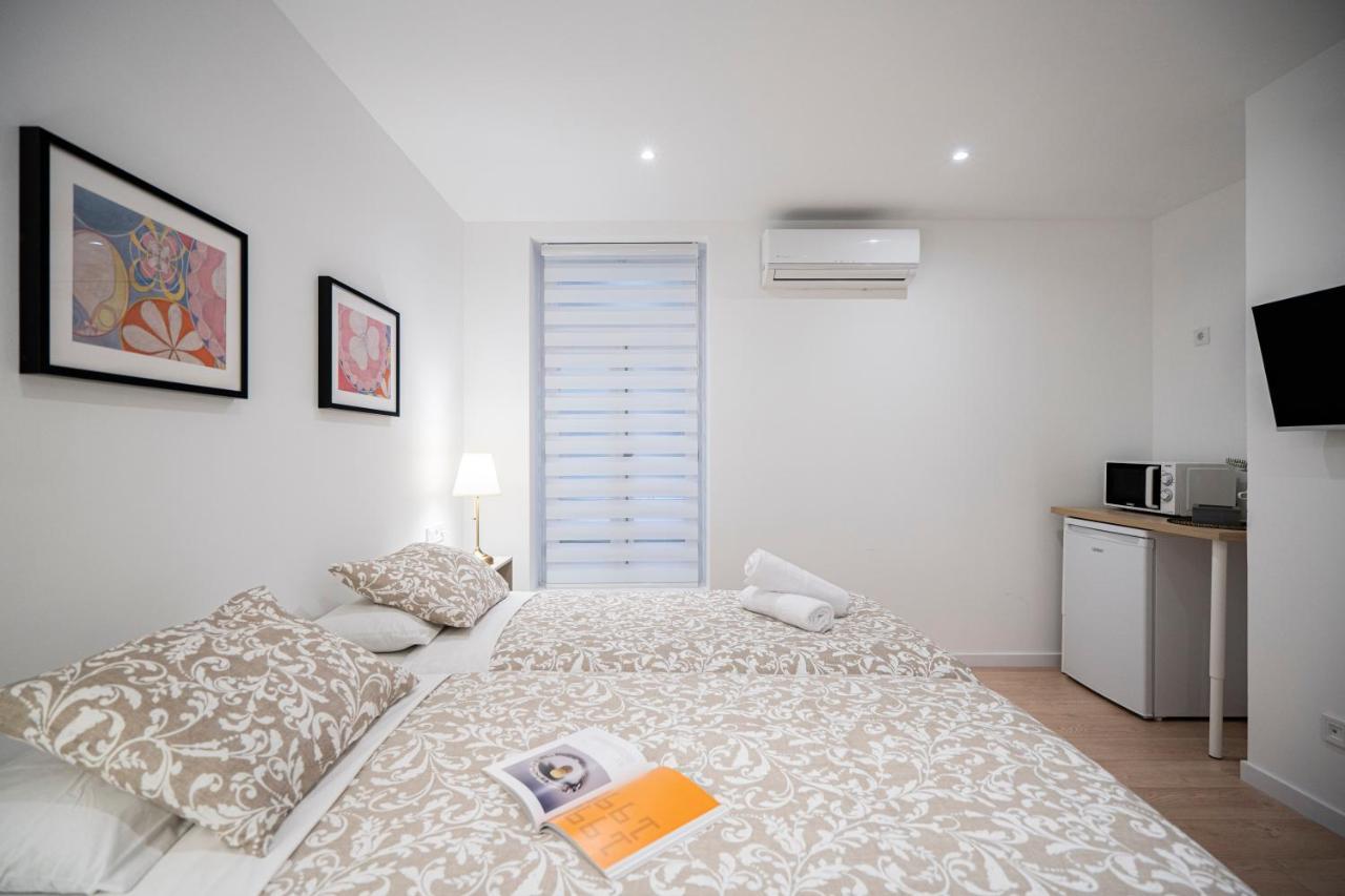 Room Plaza Espana Madrid Exterior photo