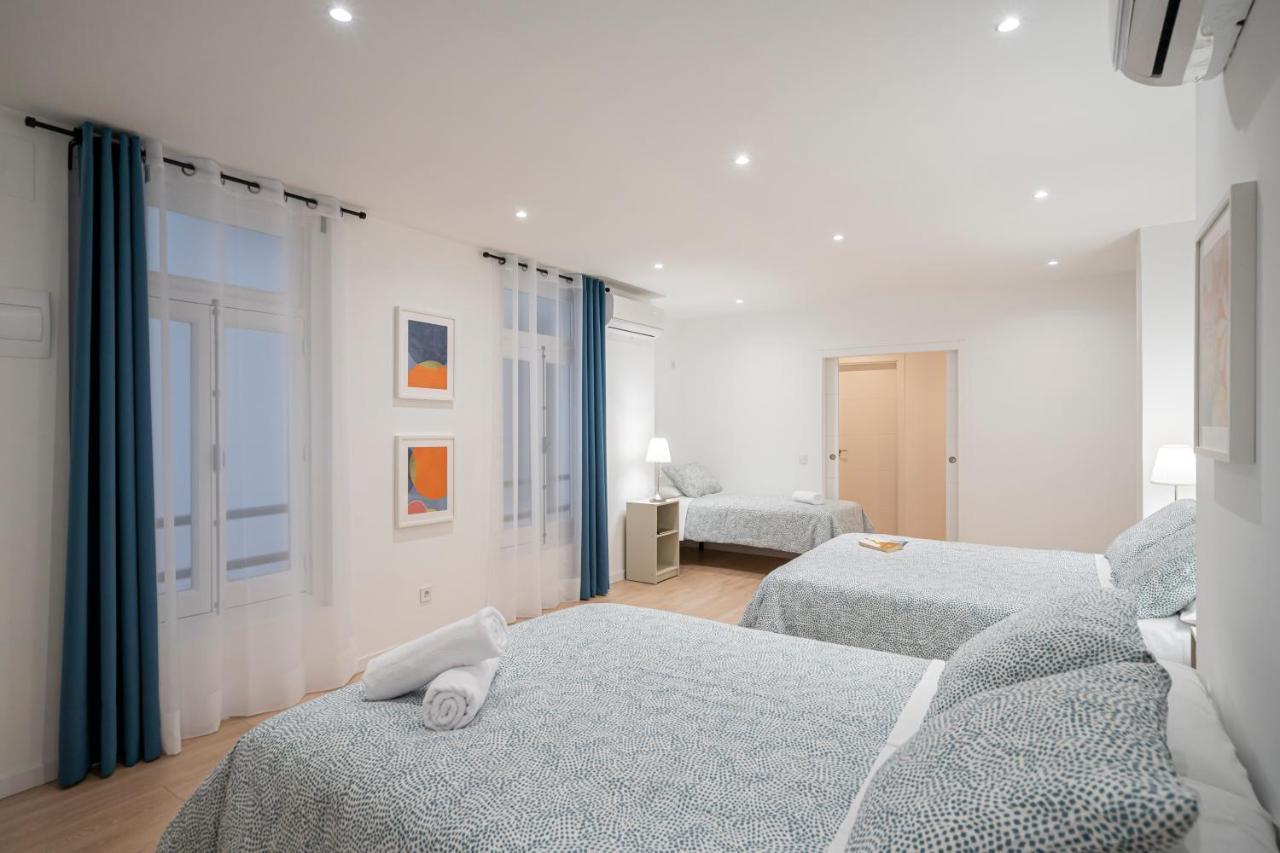 Room Plaza Espana Madrid Exterior photo