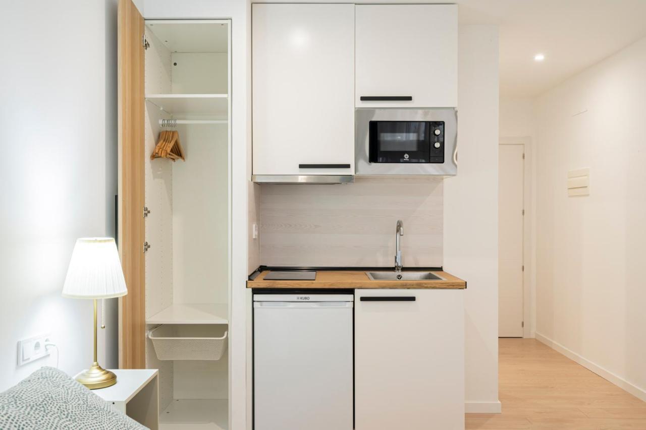 Room Plaza Espana Madrid Exterior photo