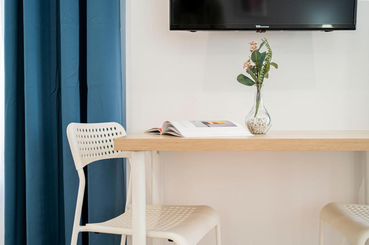 Room Plaza Espana Madrid Exterior photo